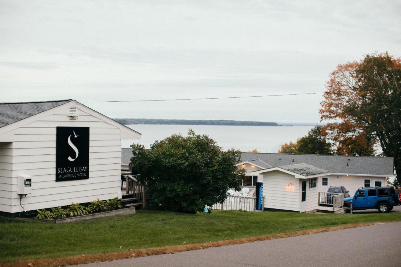 Seagull Bay Motel Bayfield Bagian luar foto